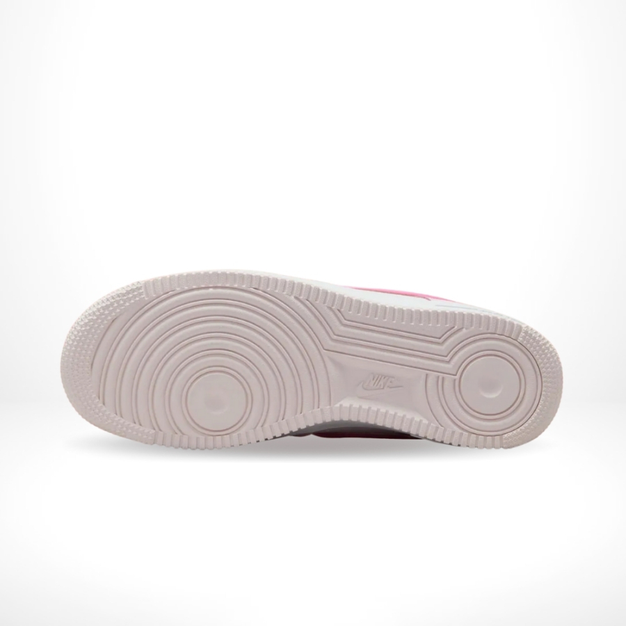 Bottom view of the Air Force 1