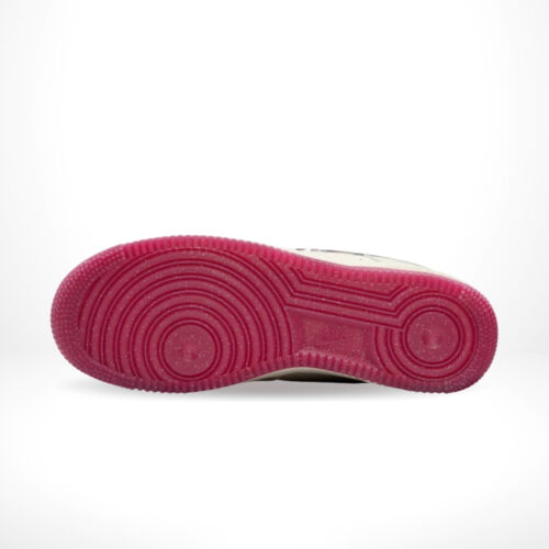 Bottom view of the Air Force 1
