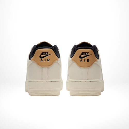 Rear view of the Air Force 1