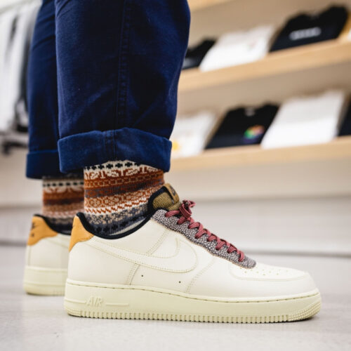 On-foot of the Air Force 1