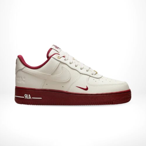 Side view of the Air Force 1