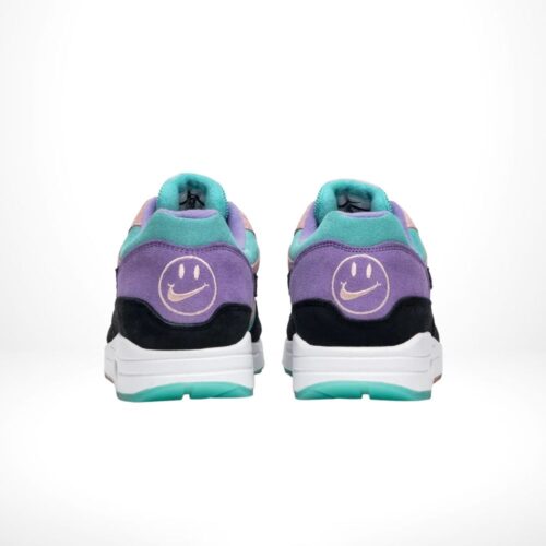 Rear view of the Air Max