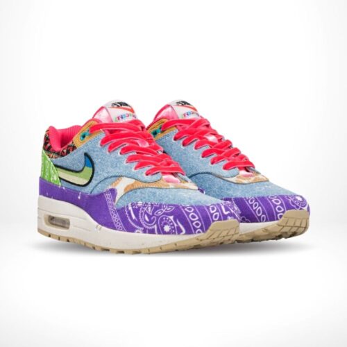 Angled front view of a full pair of Air Max