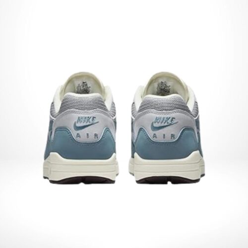 Rear view of the Air Max