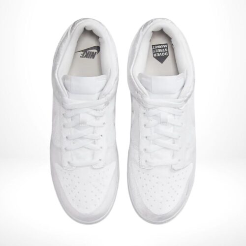 Top-down view of the Air Nike Dunk Low