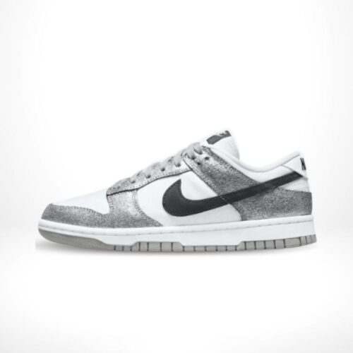Medial side view of the Air Nike Dunk Low