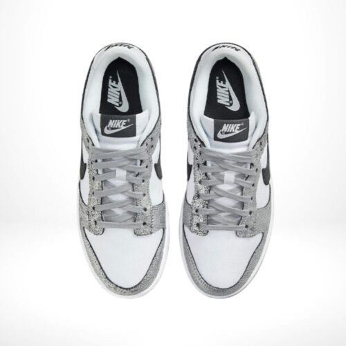 Top-down view of the Air Nike Dunk Low