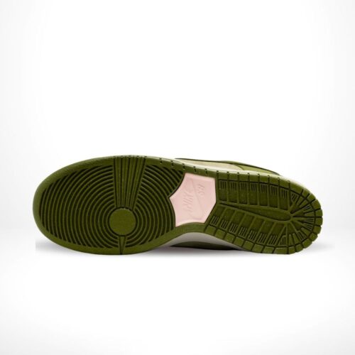 Bottom view of the Air Nike Dunk Low