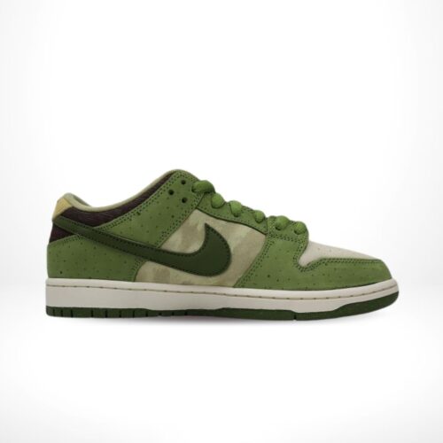 Side view of the Nike Dunk Low