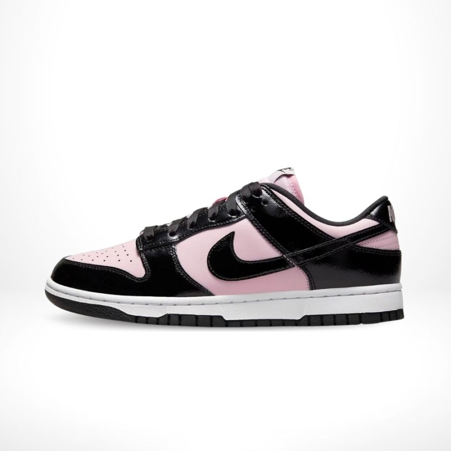 Medial side view of the Air Nike Dunk Low