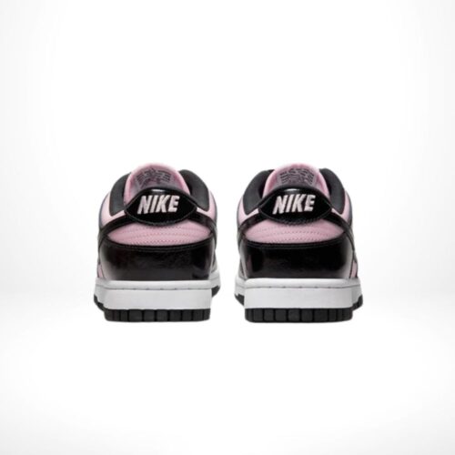 Rear view of the Air Nike Dunk Low