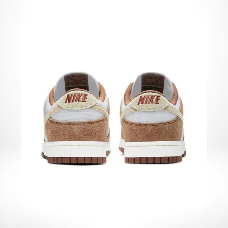 Rear view of the Air Nike Dunk Low