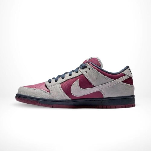 Medial side view of the Air Nike Dunk Low