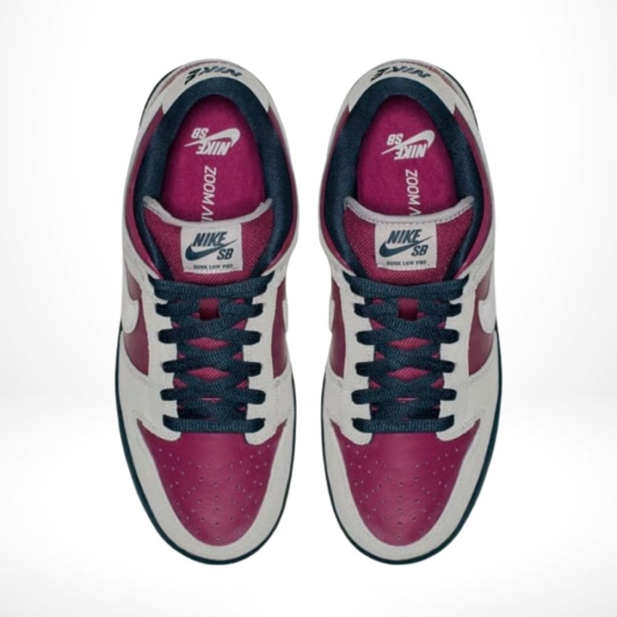 Top-down view of the Air Nike Dunk Low