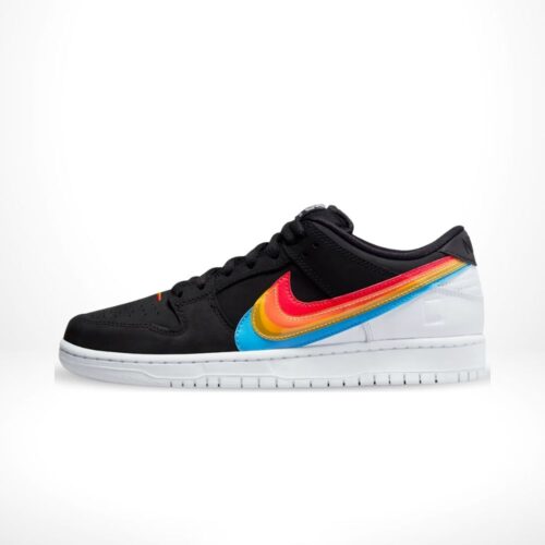 Medial side view of the Air Nike Dunk Low