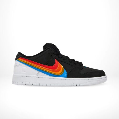 Side view of the Nike Dunk Low