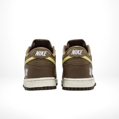 Rear view of the Air Nike Dunk Low