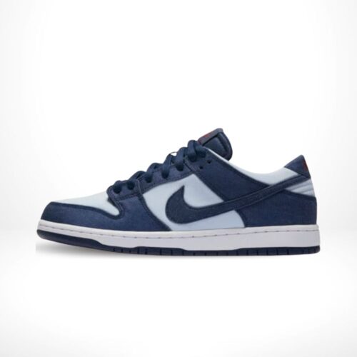 Medial side view of the Air Nike Dunk Low