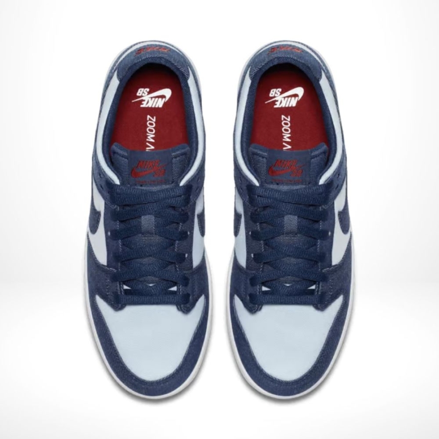 Top-down view of the Air Nike Dunk Low