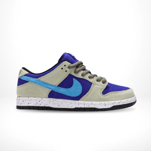 Side view of the Nike Dunk Low
