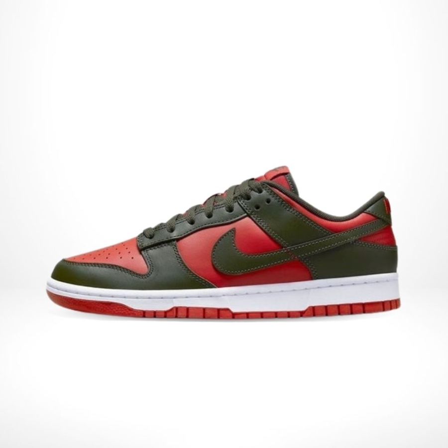 Medial side view of the Air Nike Dunk Low