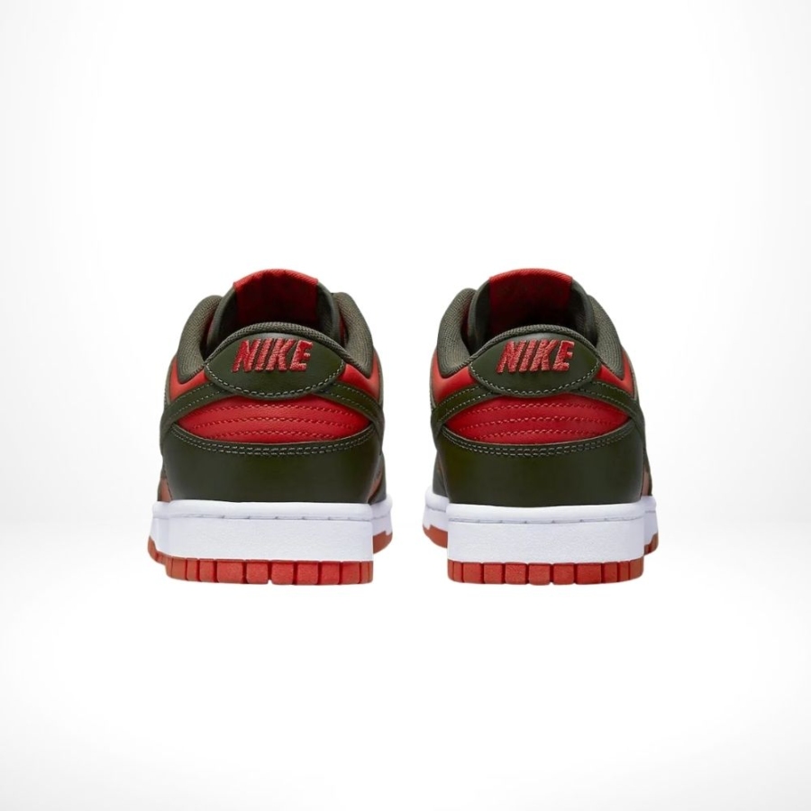 Rear view of the Air Nike Dunk Low