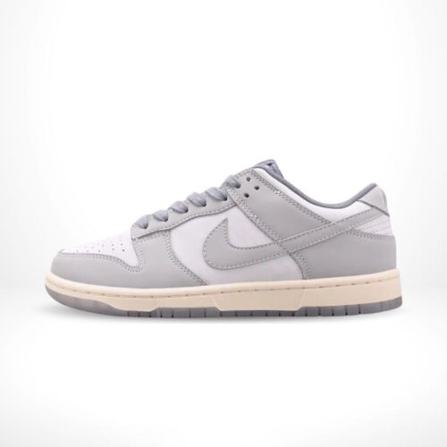 Medial side view of the Air Nike Dunk Low