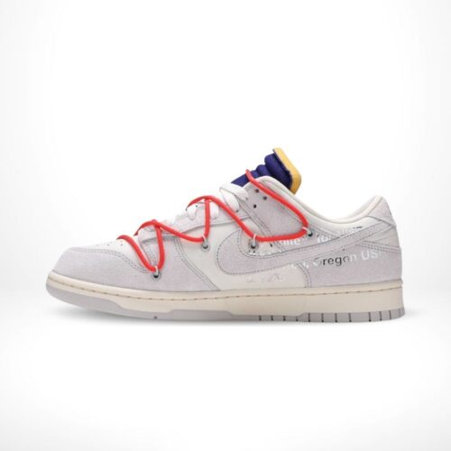 Medial side view of the Air Nike Dunk Low