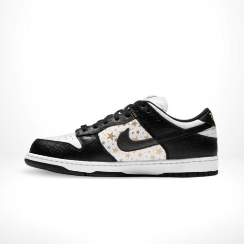 Medial side view of the Air Nike Dunk Low