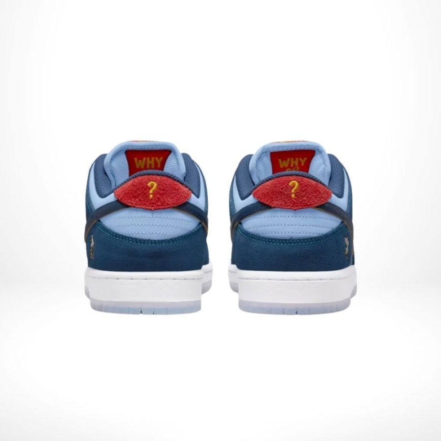 Rear view of the Nike SB Dunk Low