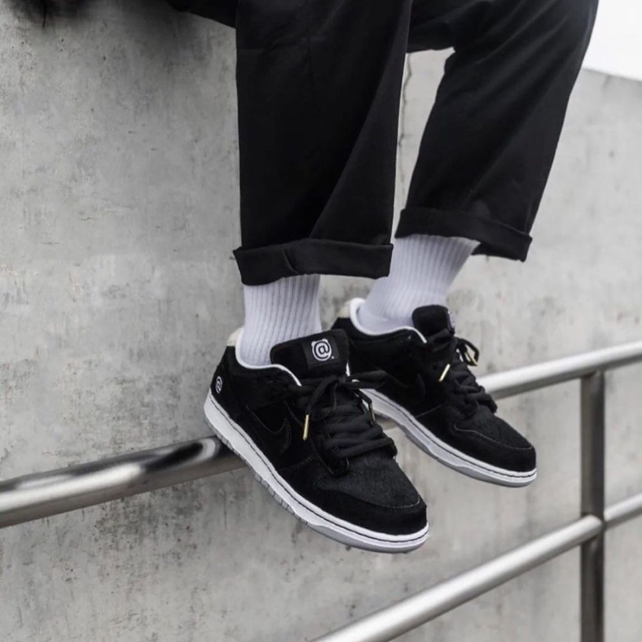 On-foot of the Nike SB Dunk Low
