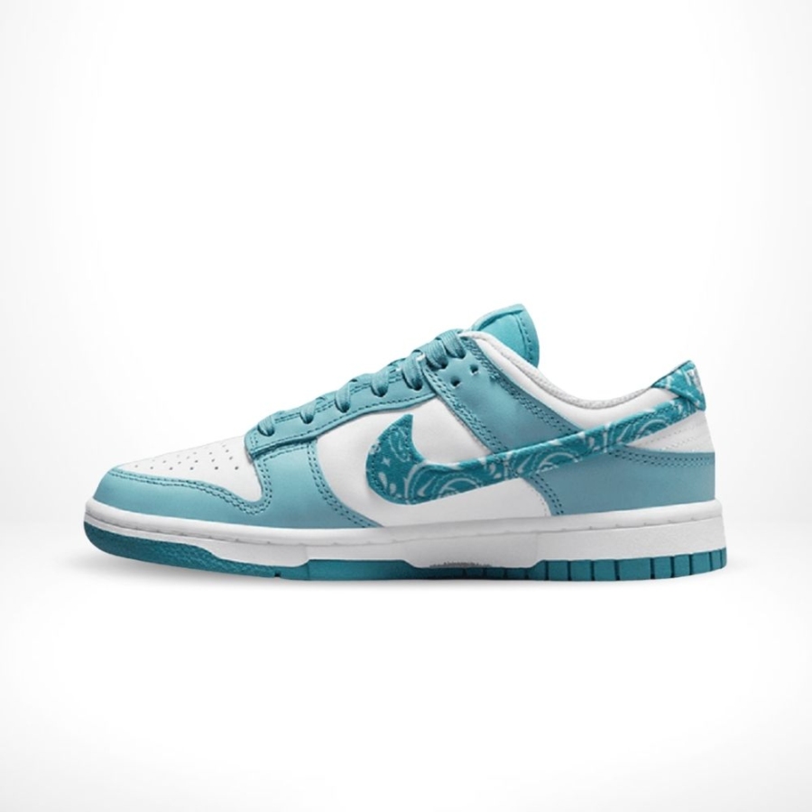 Medial side view of the Air Nike Dunk Low
