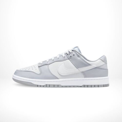 Medial side view of the Air Nike Dunk Low
