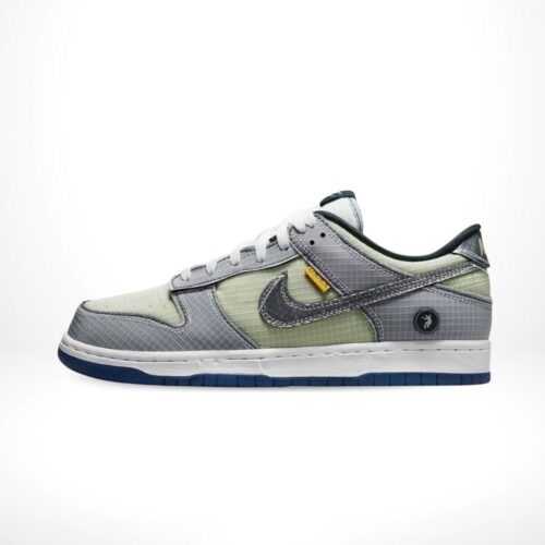 Medial side view of the Air Nike Dunk Low