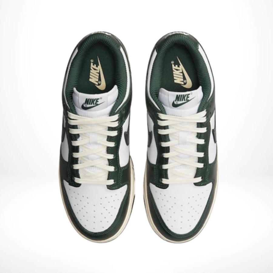 Top-down view of the Air Nike Dunk Low