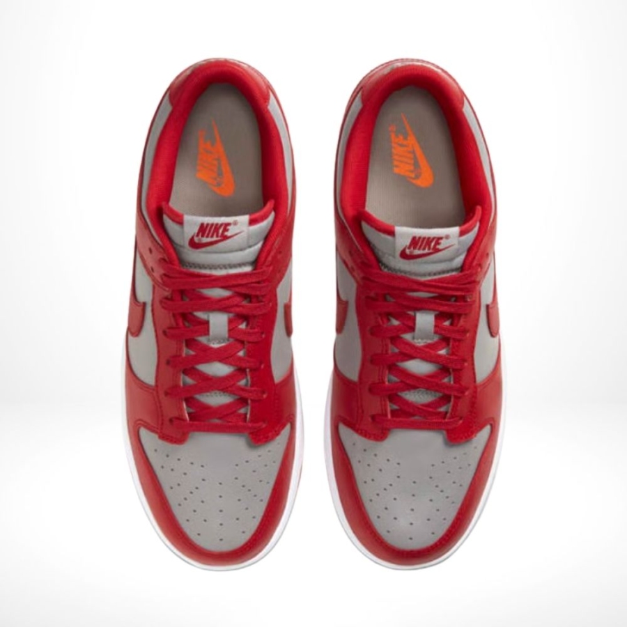 Top-down view of the Air Nike Dunk Low