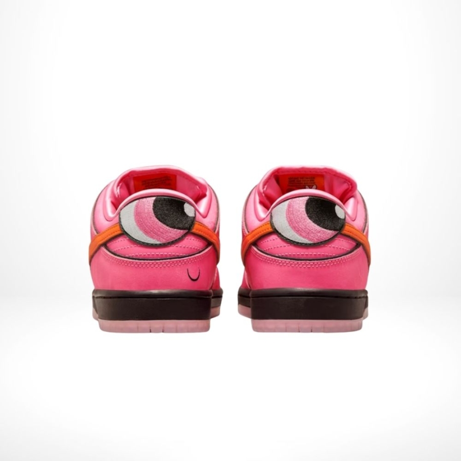 Rear view of the Nike SB Dunk Low