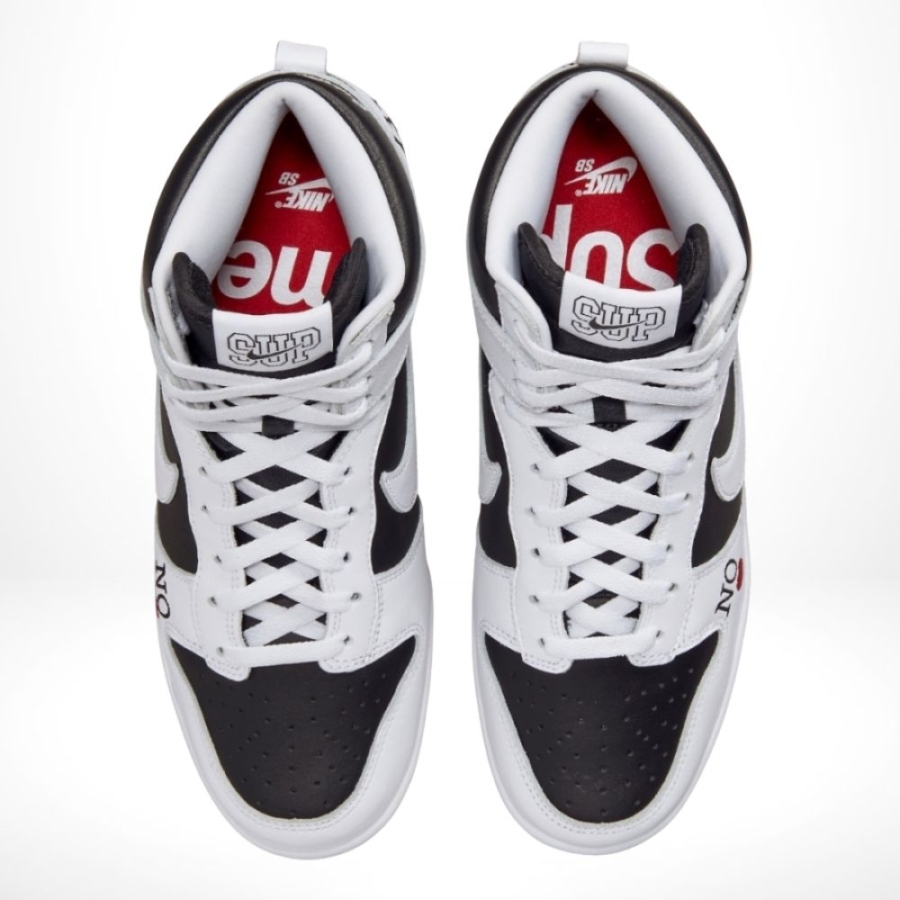 Top-down view of the Nike SB Dunk Low