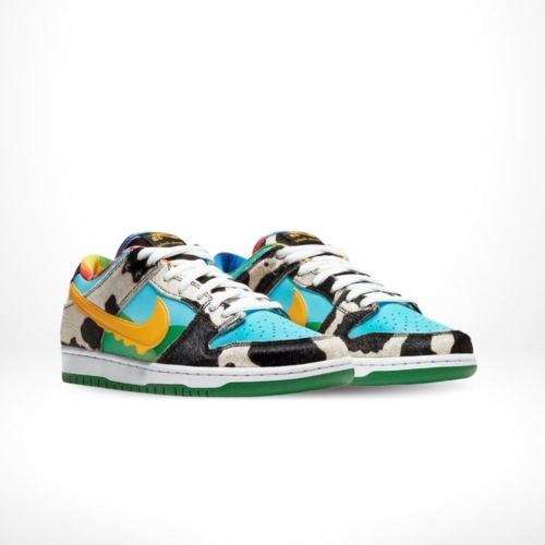 Alternative view of Nike SB Dunk Low Ben & Jerry's Chunky Dunk Low White Lagoon Pulse Black 