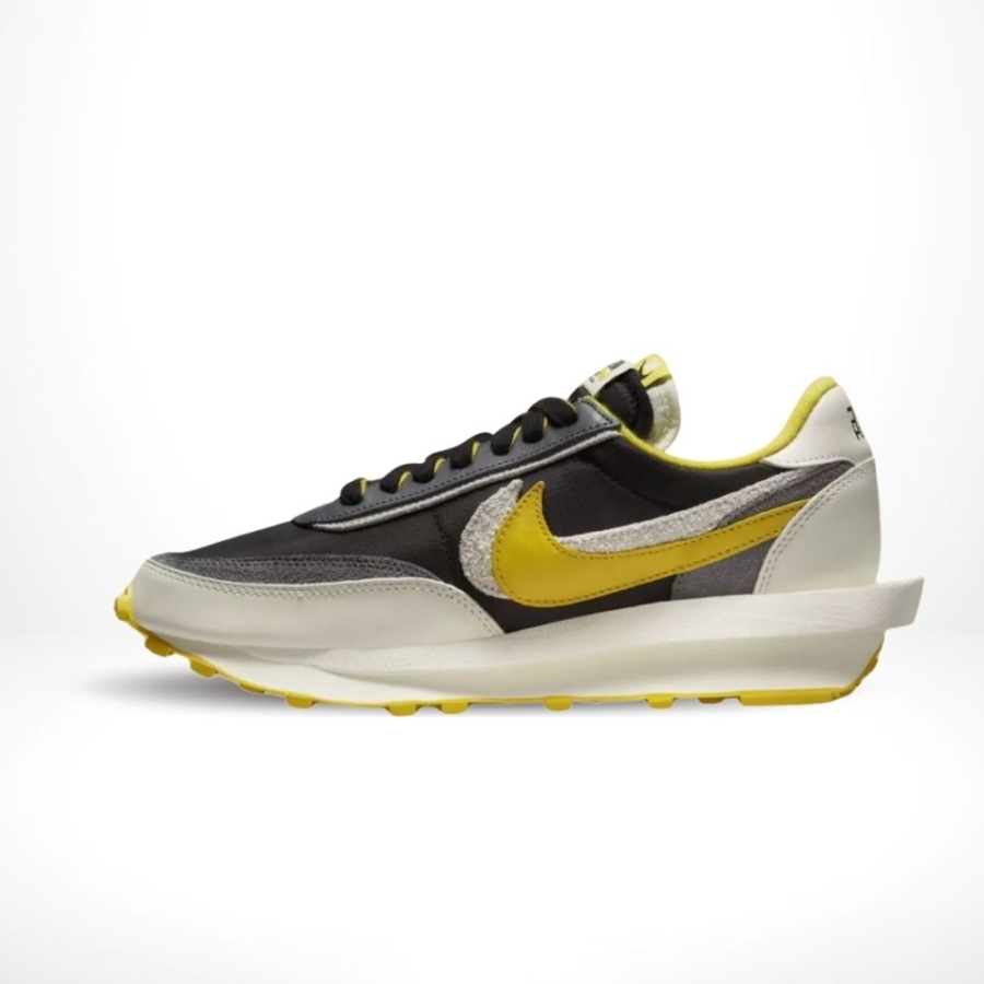 Medial side view of the Nike LD Waffle