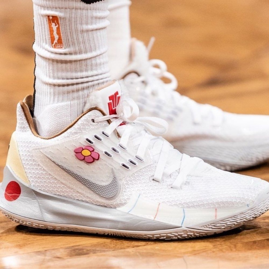 On-foot of the Nike Kyrie