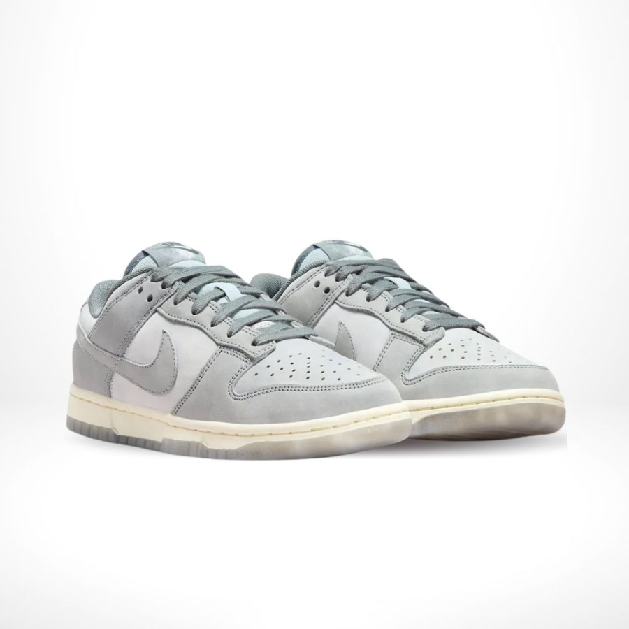 Medial side view of the Air Nike SB Dunk Low