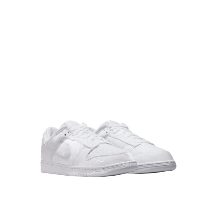 NIKE DUNK LOW DOVER STREET MARKET TRIPLE WHITE VELVET DH2686 100