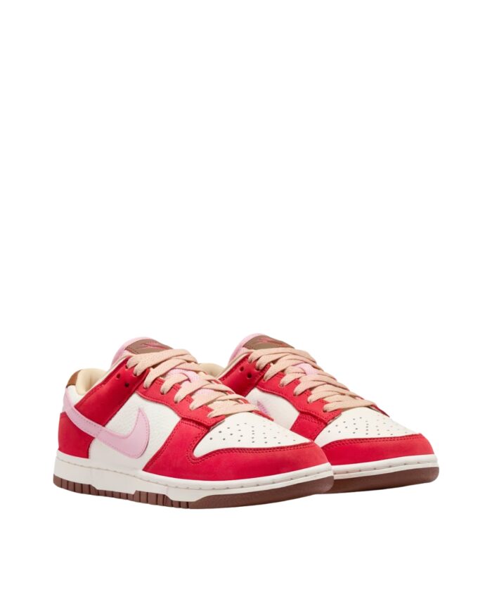 NIKE DUNK LOW BACON SPORT RED SHEEN SAIL MEDIUM BROWN FB7910 600