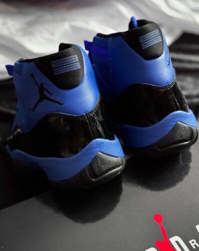 NIKE AIR JORDAN 11 ROYAL BLUE AND BLACK photo review
