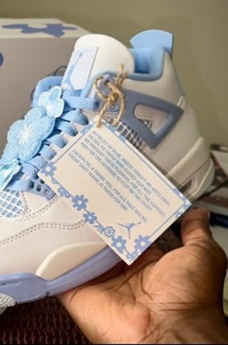 Air Jordan 4 Retro Forget Me Not White Blue photo review