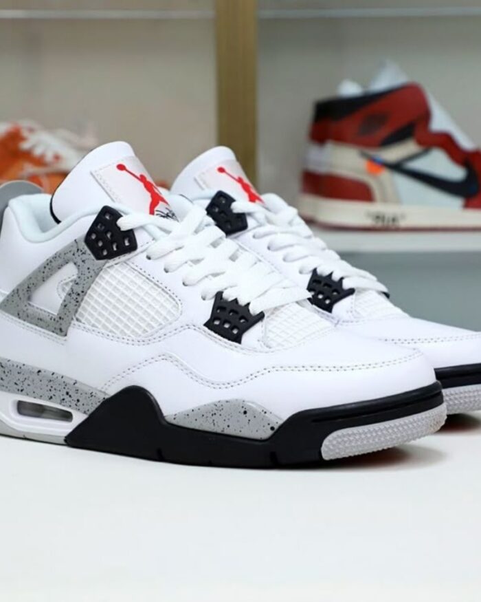 Air Jordan 4