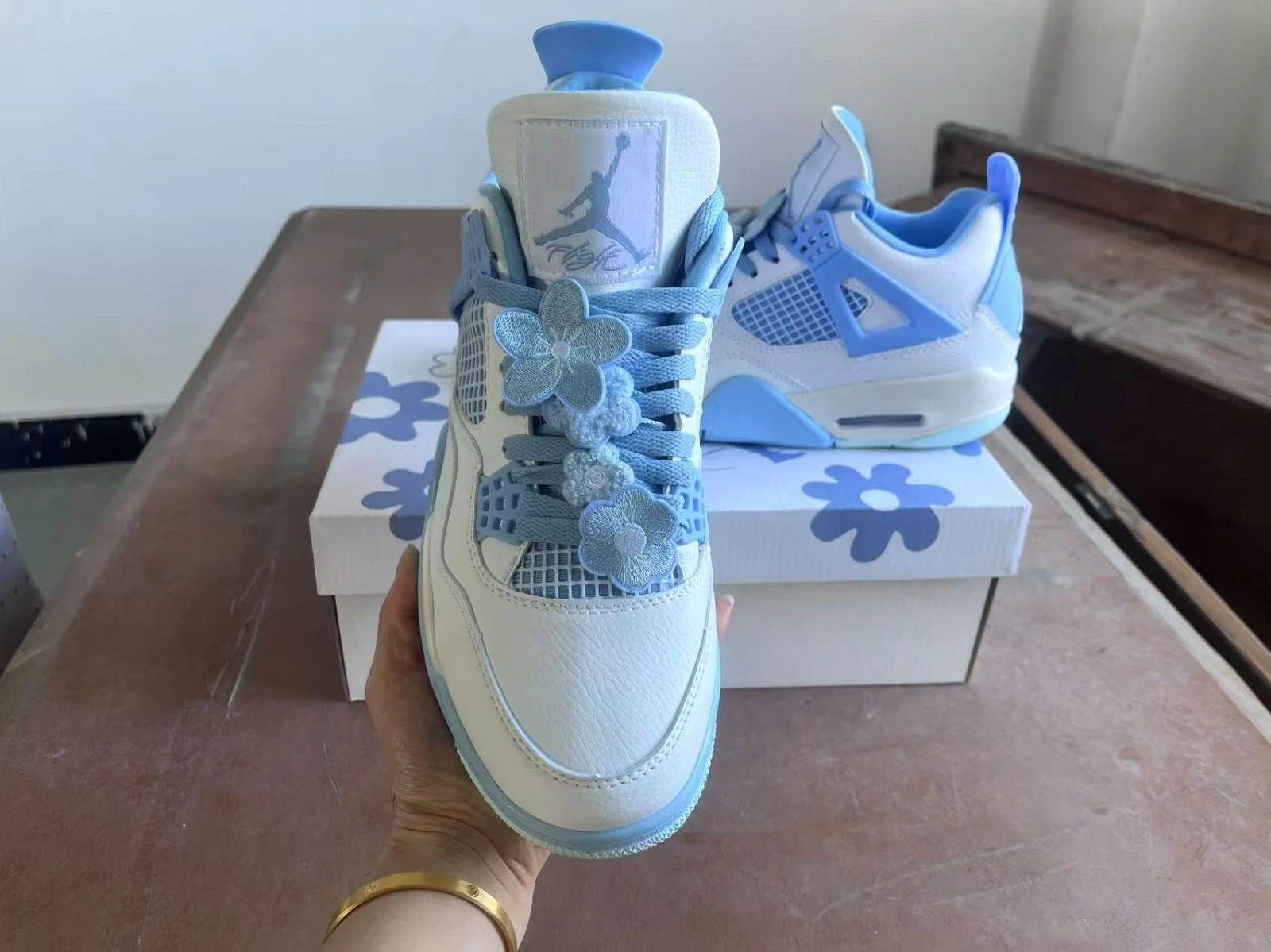Air Jordan 4 Retro Forget Me Not White Blue photo review