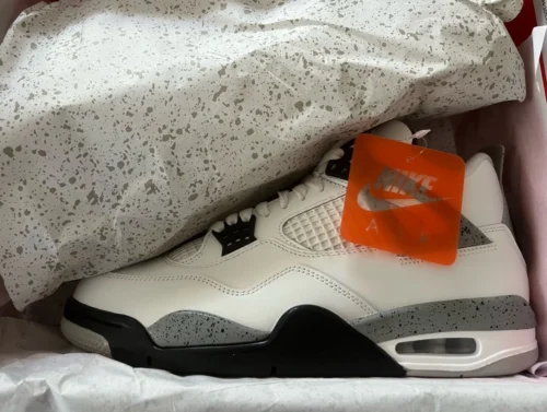 Click to view full screen NIKE AIR JORDAN 4 WHITE CEMENT 2025 SUMMIT WHITE FIRE RED TECH GREY BLACK FV5029 100 photo review