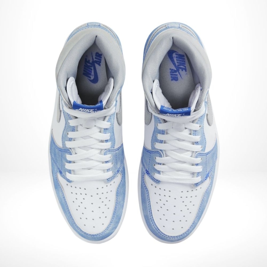 Top-down view of the Air Jordan 1